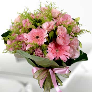 Şık Gerbera Buketi