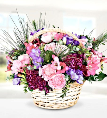 Sepette Mevsim Çiçekleri