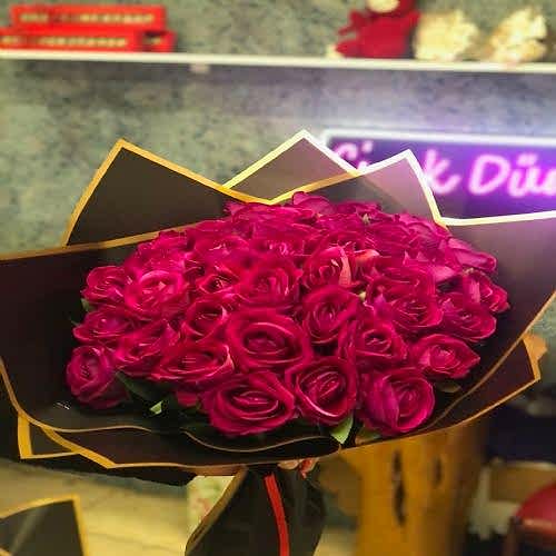 41 li Islak Mor Gül Buketi